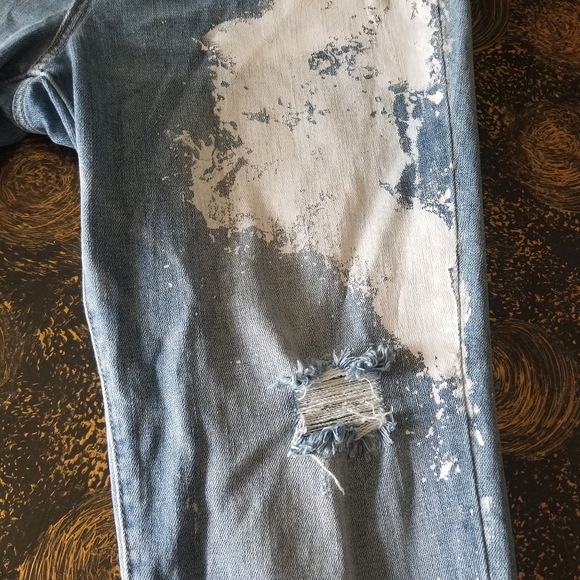 Distressed boyfriends jeans - Picture 2 of 2